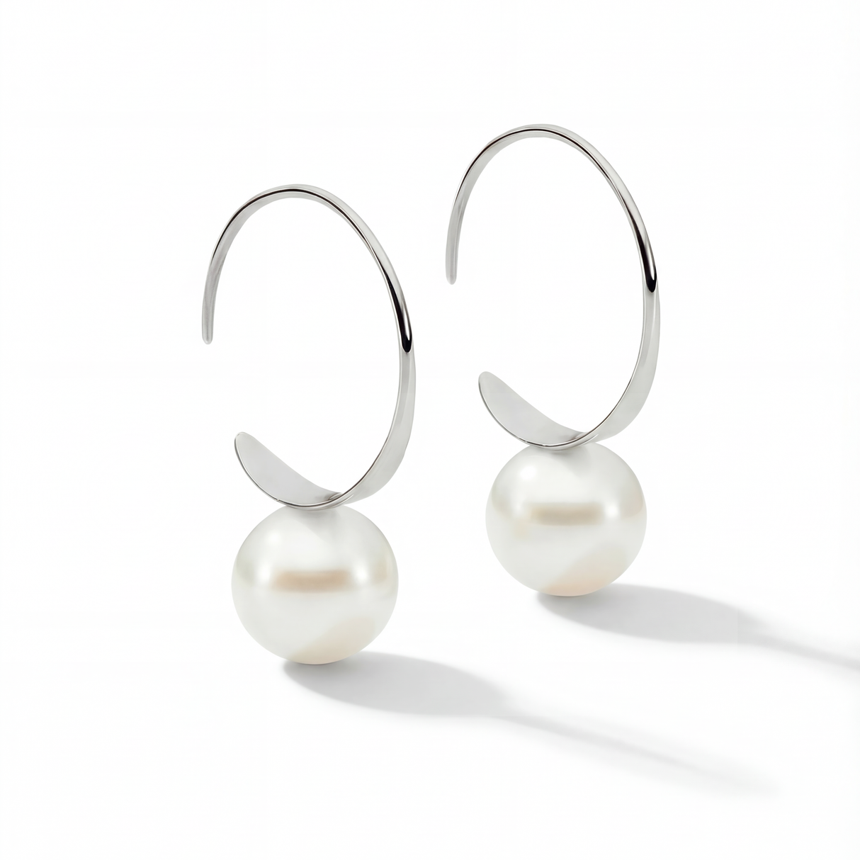 Circle Hoop Earring 18KWG