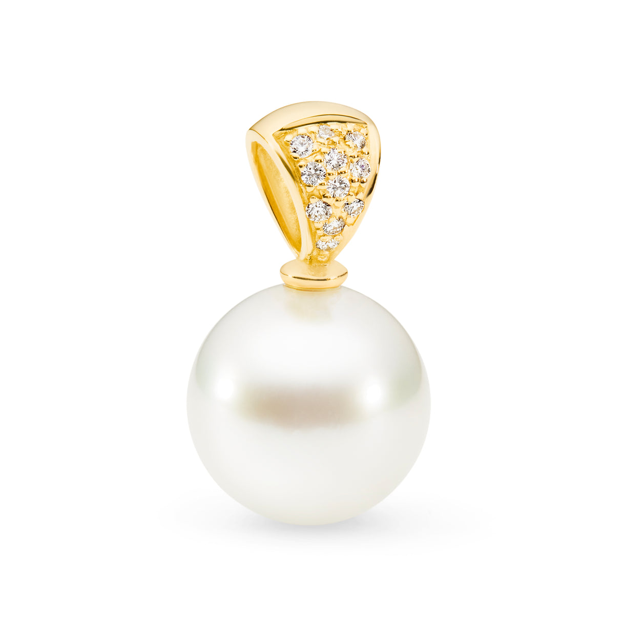 This pendant features a delicate 18K yellow gold design with pavé-set diamonds surrounding an 11mm South Sea semi-round pearl. The pearl has a B2 grade and white color. Available in 18K white, yellow, and rose gold, this piece has a total height of 20mm. Chains are sold separately.