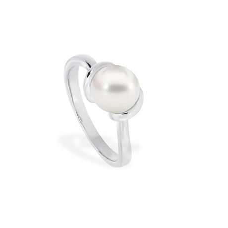 Collared Silver Pearl Ring